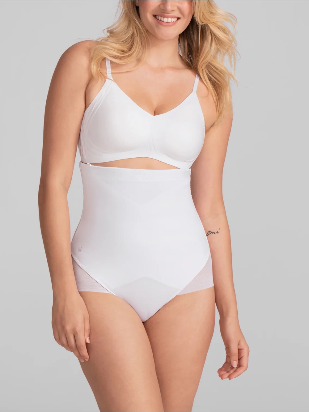 Honeylove SuperPower Brief
Astral / 2X